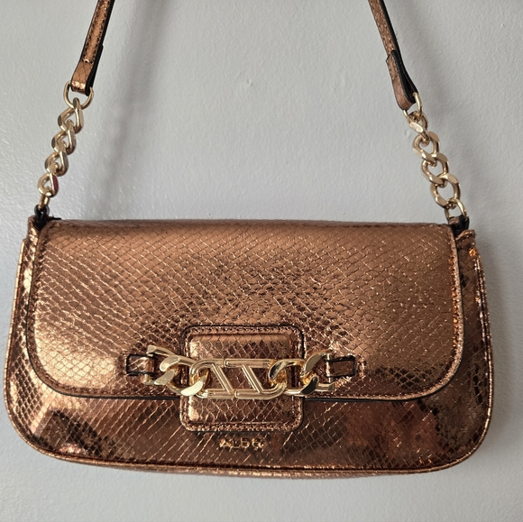 Aldo Metallic Bronze Snakeskin Shoulder Bag Gold Chain Hardware Baguette Purse - Picture 2 of 5